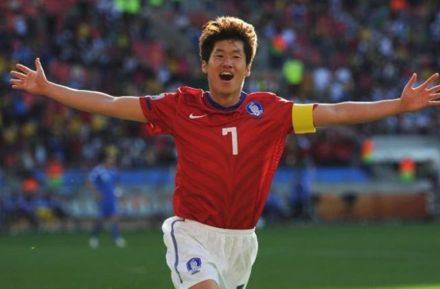 Tinh thần thi đấu đáng nể của Park Ji Sung
